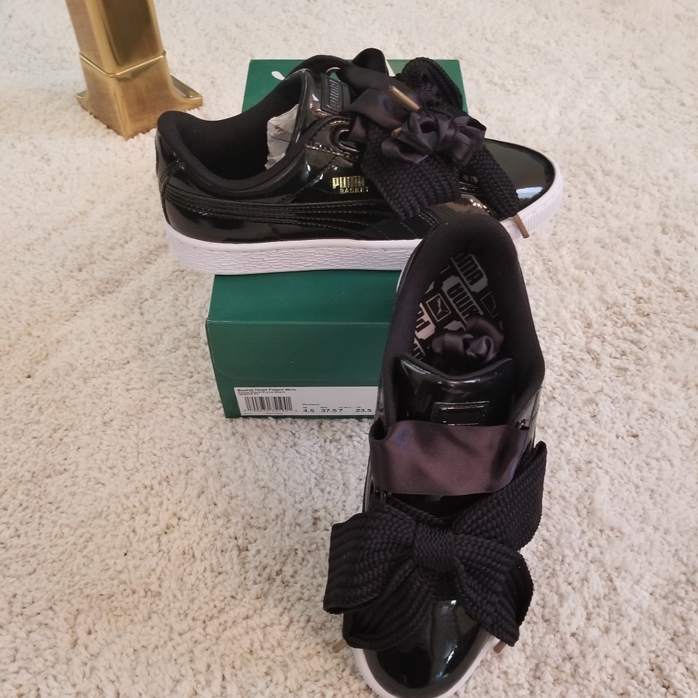 Puma Basket Heart Patent sneakers